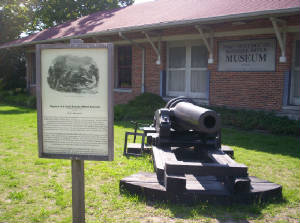 CSS Albemarle Ironclad Cannon.jpg