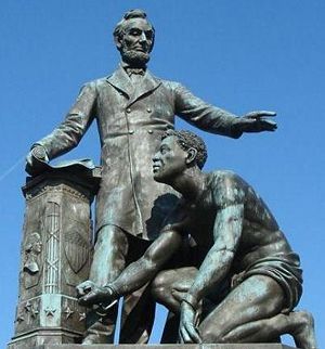 President Abraham Lincoln Statue.jpg