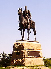 Meade's Monument at Gettysburg.jpg
