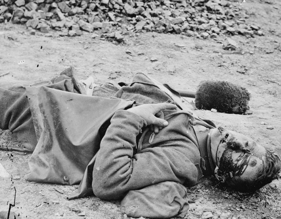 Photograph of dead Civil War soldier.jpg