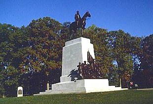 Virginia Civil War Monument.jpg
